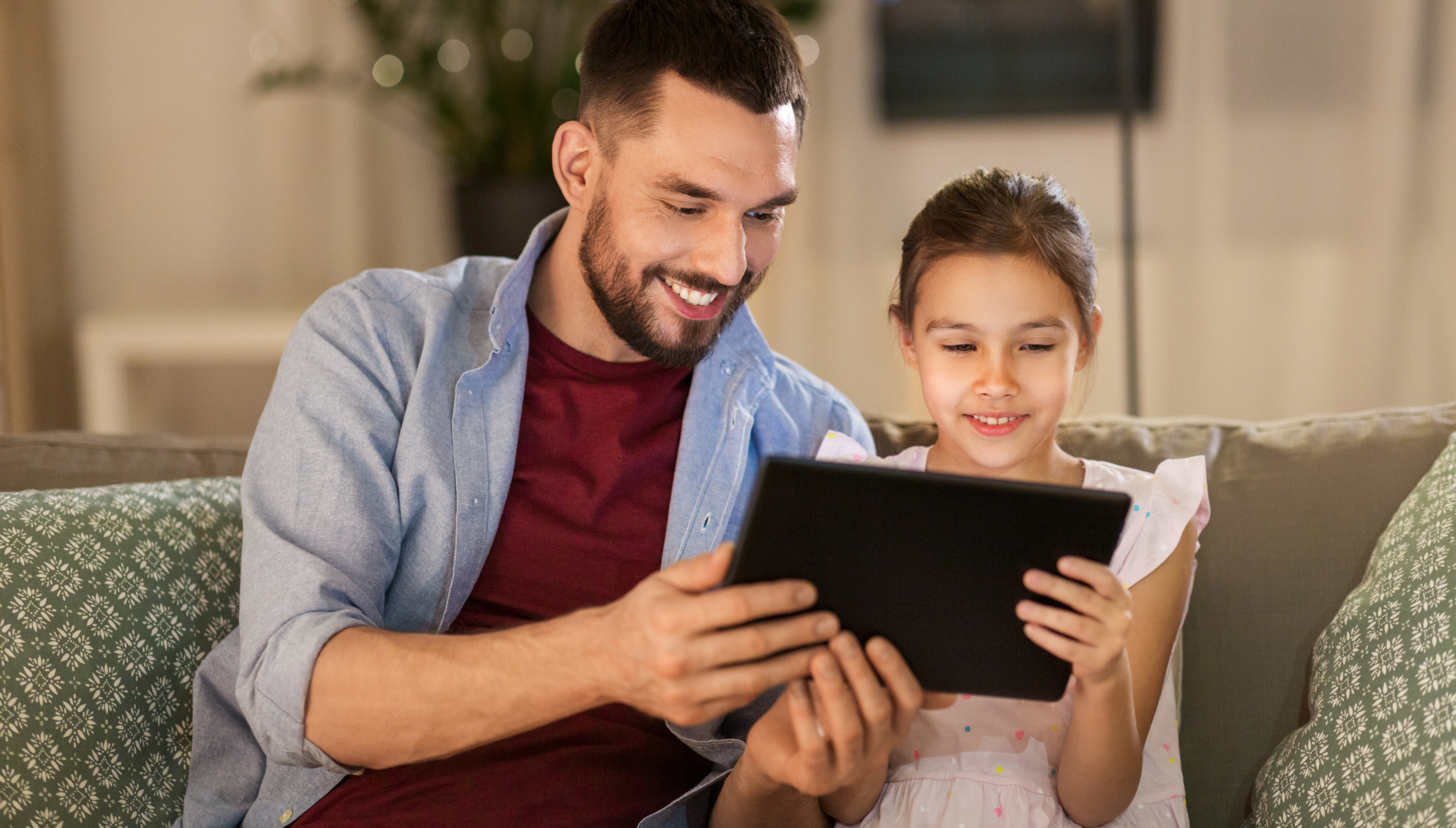 La question de la semaine. Que fait l'enfant devant le miroir ?